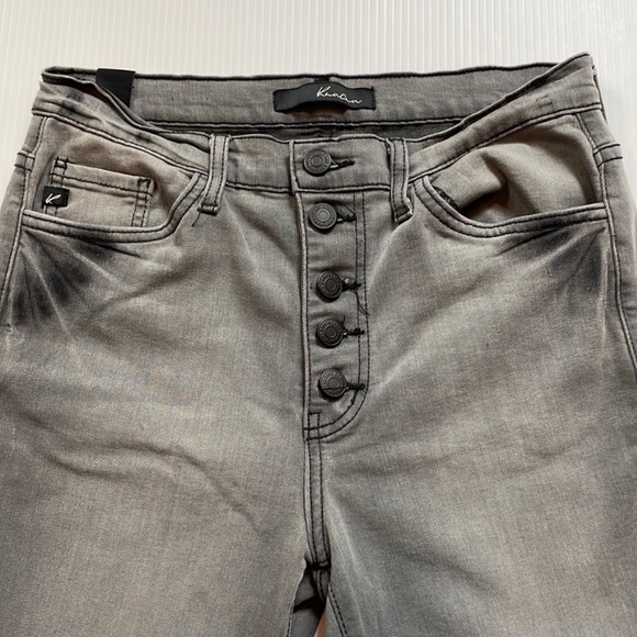 KanCan gray distressed button fly skinny Jean, women’s size 28 - Picture 15 of 15